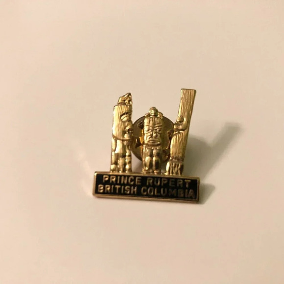 Vintage Prince  Rupert British Columbia Alberta Pacific Region Pins Enamel - Picture 14 of 16